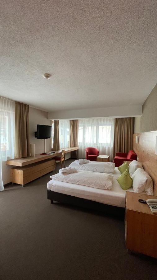 Hotel Baeckelar Wirt Superior Sölden Eksteriør bilde
