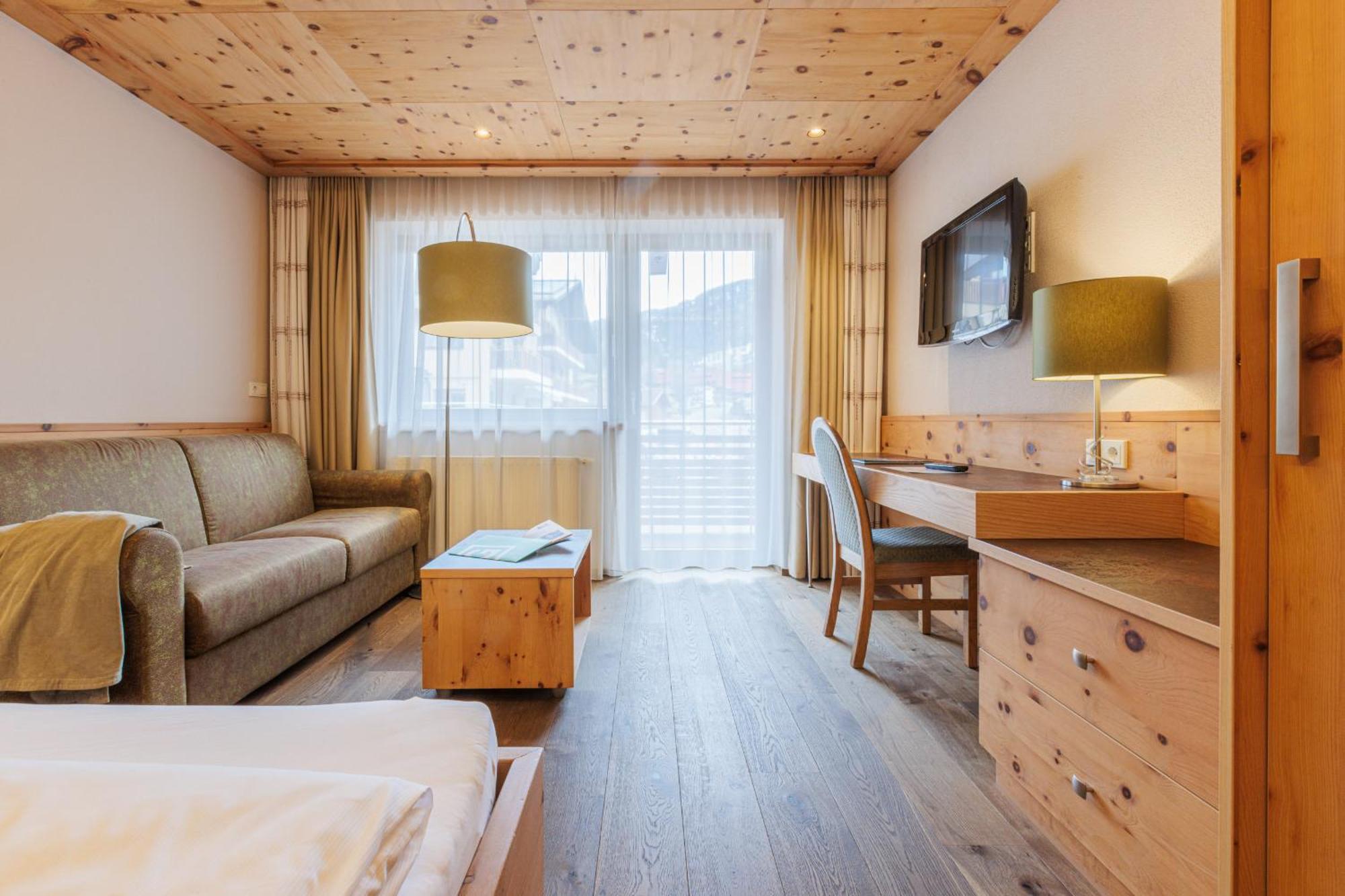 Hotel Baeckelar Wirt Superior Sölden Eksteriør bilde